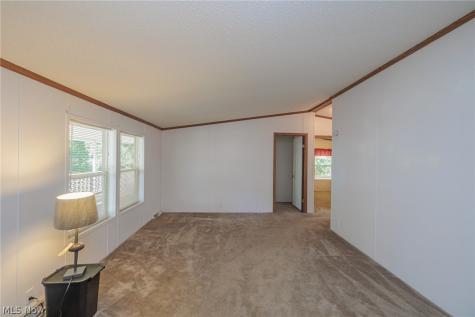 77 Periwinkle Drive Olmsted Twp OH 44138