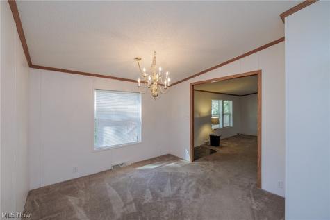 77 Periwinkle Drive Olmsted Twp OH 44138