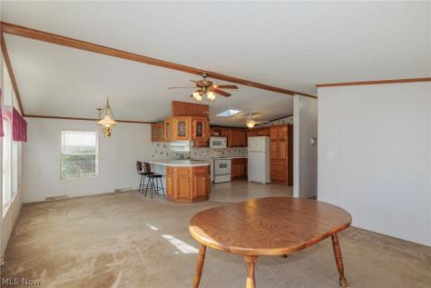 77 Periwinkle Drive Olmsted Twp OH 44138