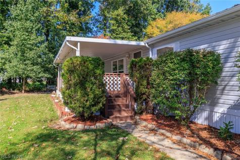 77 Periwinkle Drive Olmsted Twp OH 44138