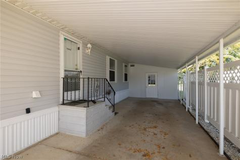 77 Periwinkle Drive Olmsted Twp OH 44138