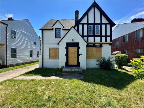 3138 Ashwood Road Cleveland OH 44120