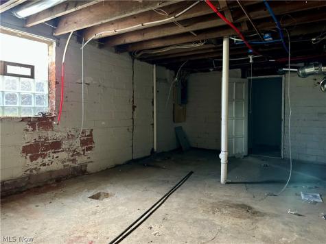 3138 Ashwood Road Cleveland OH 44120