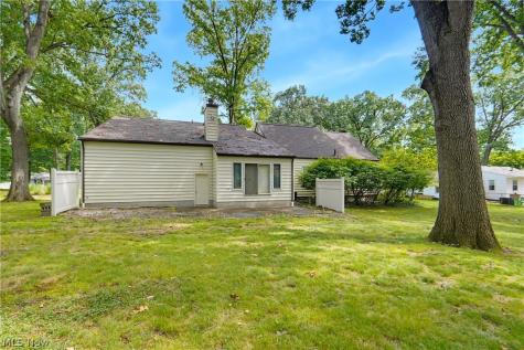 3504 Lakeview Boulevard Stow OH 44224