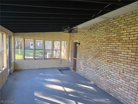 1333 Clarence Street NW Uniontown OH 44685