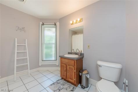 4004 John Avenue Cleveland OH 44113