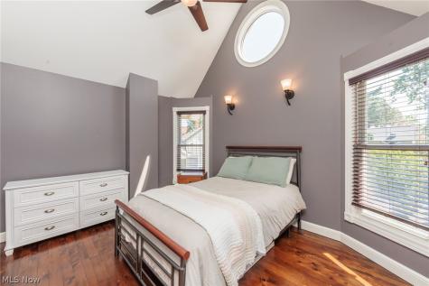 4004 John Avenue Cleveland OH 44113