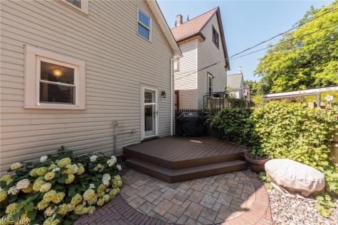 4004 John Avenue Cleveland OH 44113