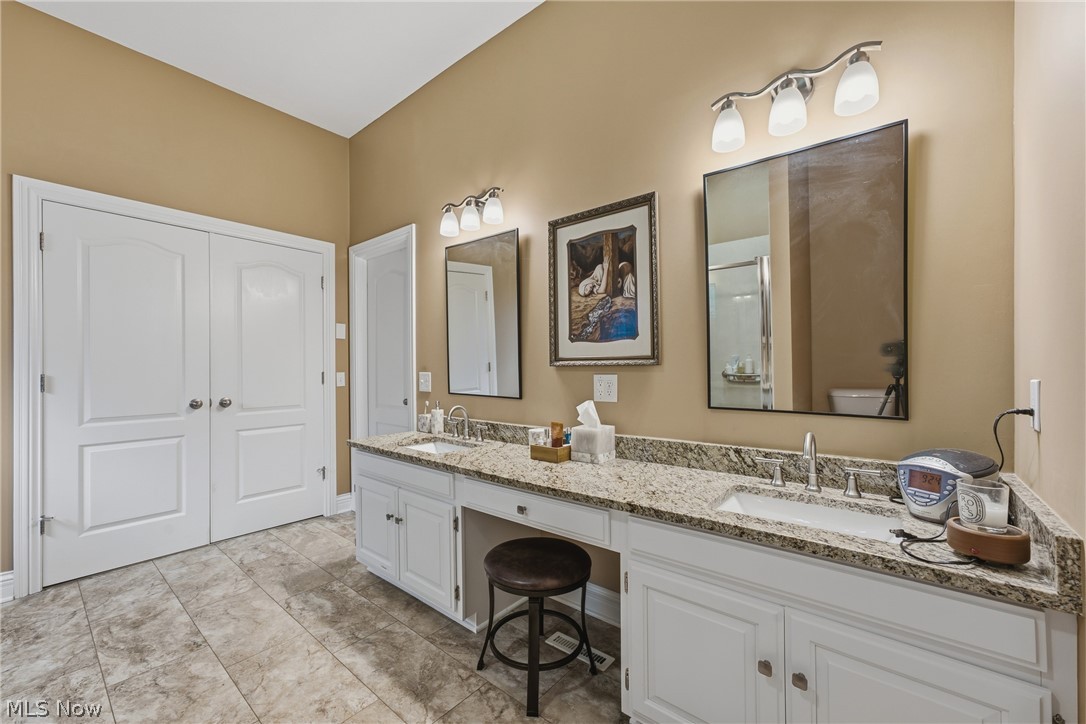 4609 Kingsrow Avenue NW Canton OH 44709