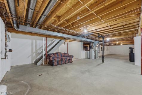 4609 Kingsrow Avenue NW Canton OH 44709