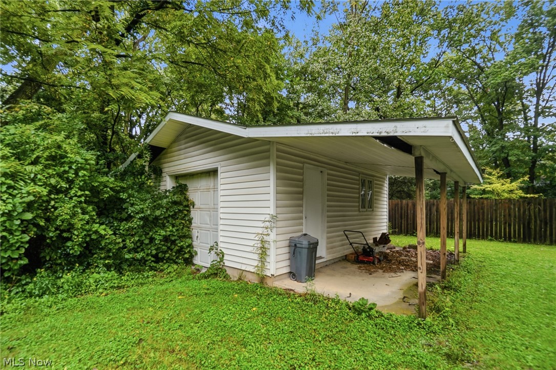 1472 Feeman Avenue Lima OH 45805