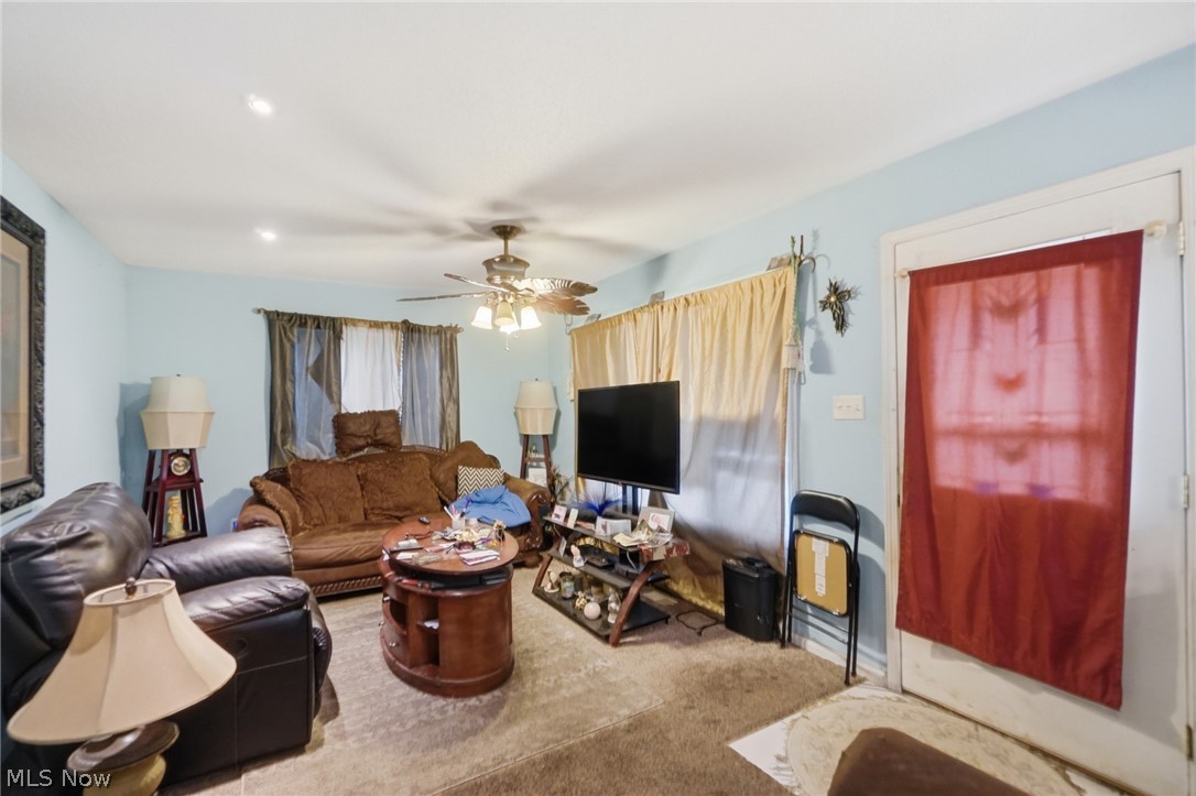 1472 Feeman Avenue Lima OH 45805