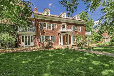 2750 Leighton Road Shaker Heights OH 44120