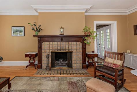 2750 Leighton Road Shaker Heights OH 44120