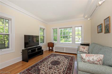 2750 Leighton Road Shaker Heights OH 44120