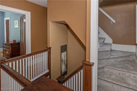 2750 Leighton Road Shaker Heights OH 44120