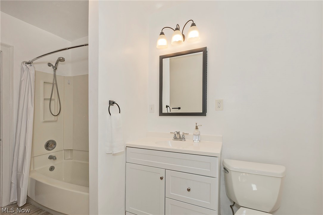 2750 Leighton Road Shaker Heights OH 44120