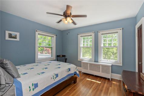 2750 Leighton Road Shaker Heights OH 44120
