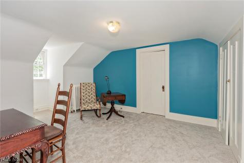 2750 Leighton Road Shaker Heights OH 44120