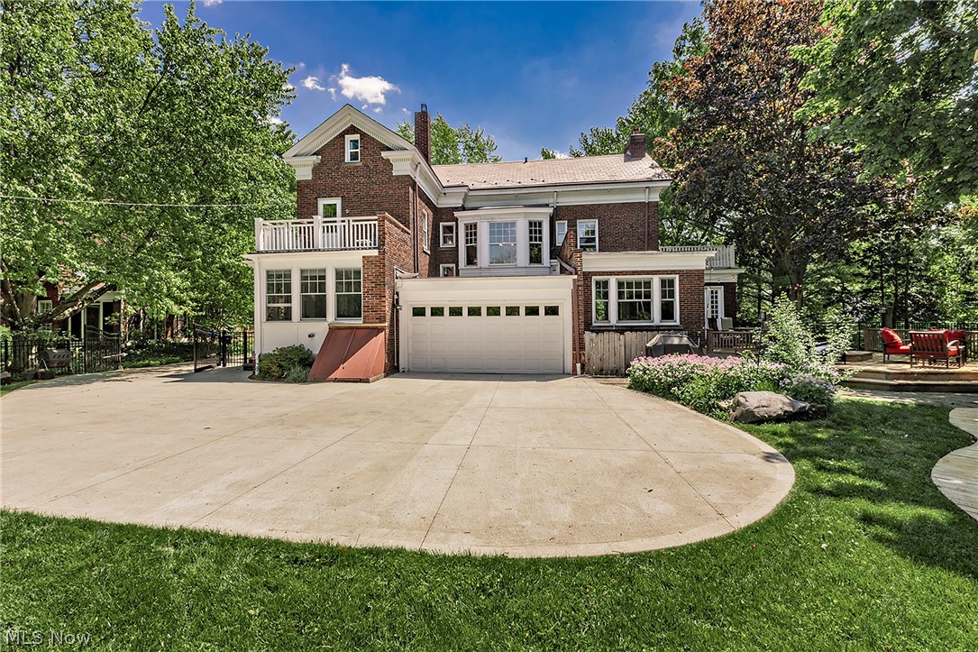2750 Leighton Road Shaker Heights OH 44120
