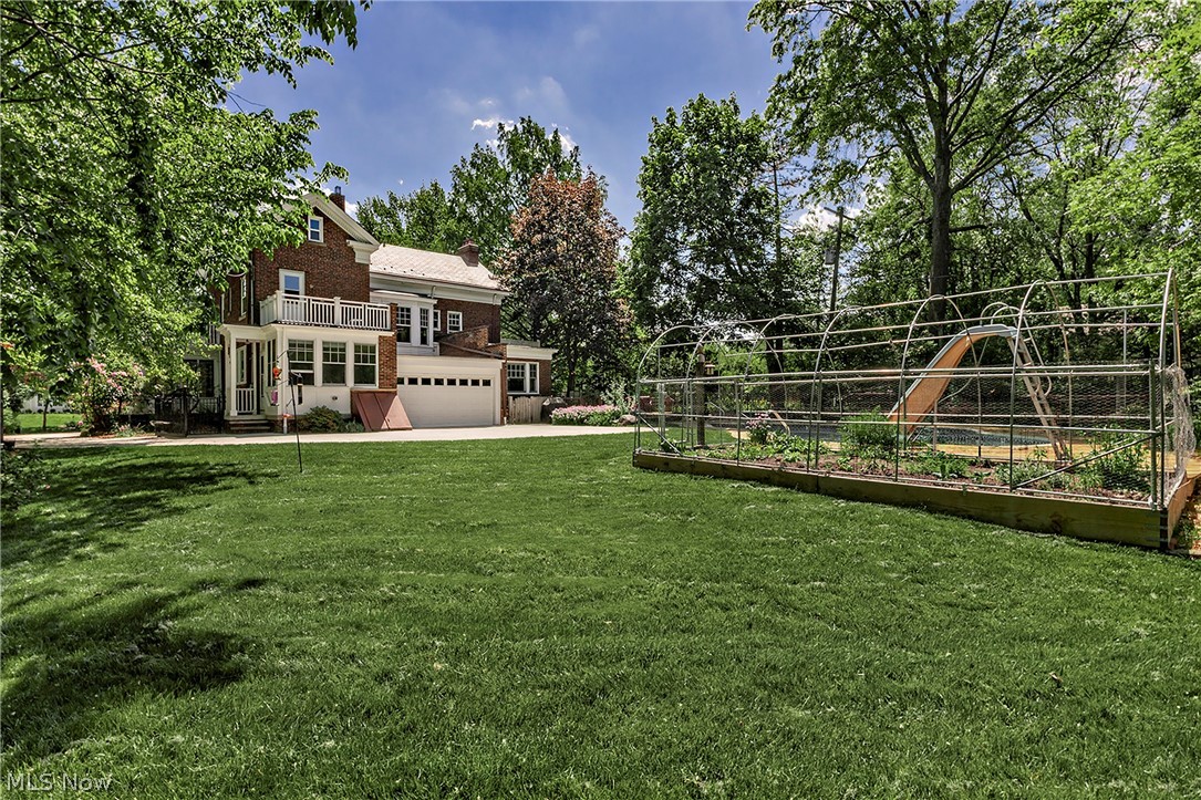 2750 Leighton Road Shaker Heights OH 44120
