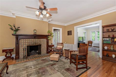 2750 Leighton Road Shaker Heights OH 44120
