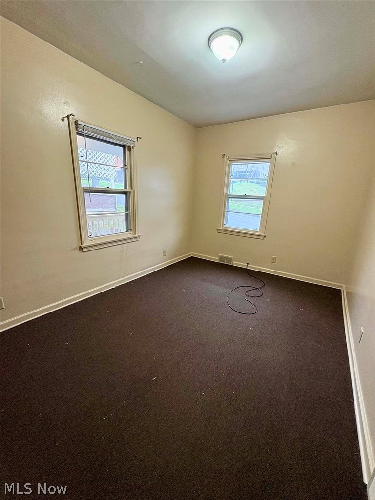 147 S Muskingum Street Cadiz OH 43907