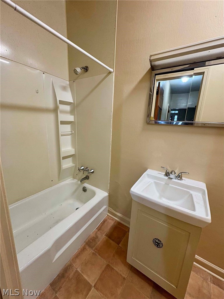 147 S Muskingum Street Cadiz OH 43907