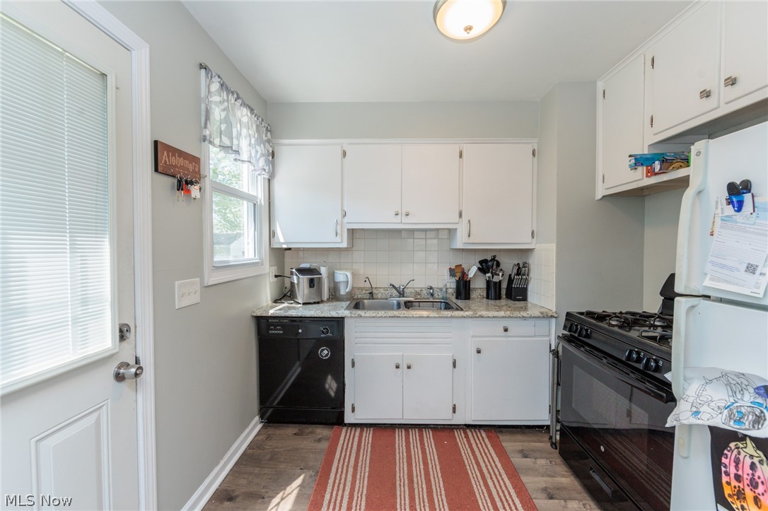 838 Warwick Drive Sheffield Lake OH 44054