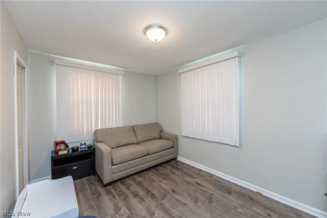 838 Warwick Drive Sheffield Lake OH 44054