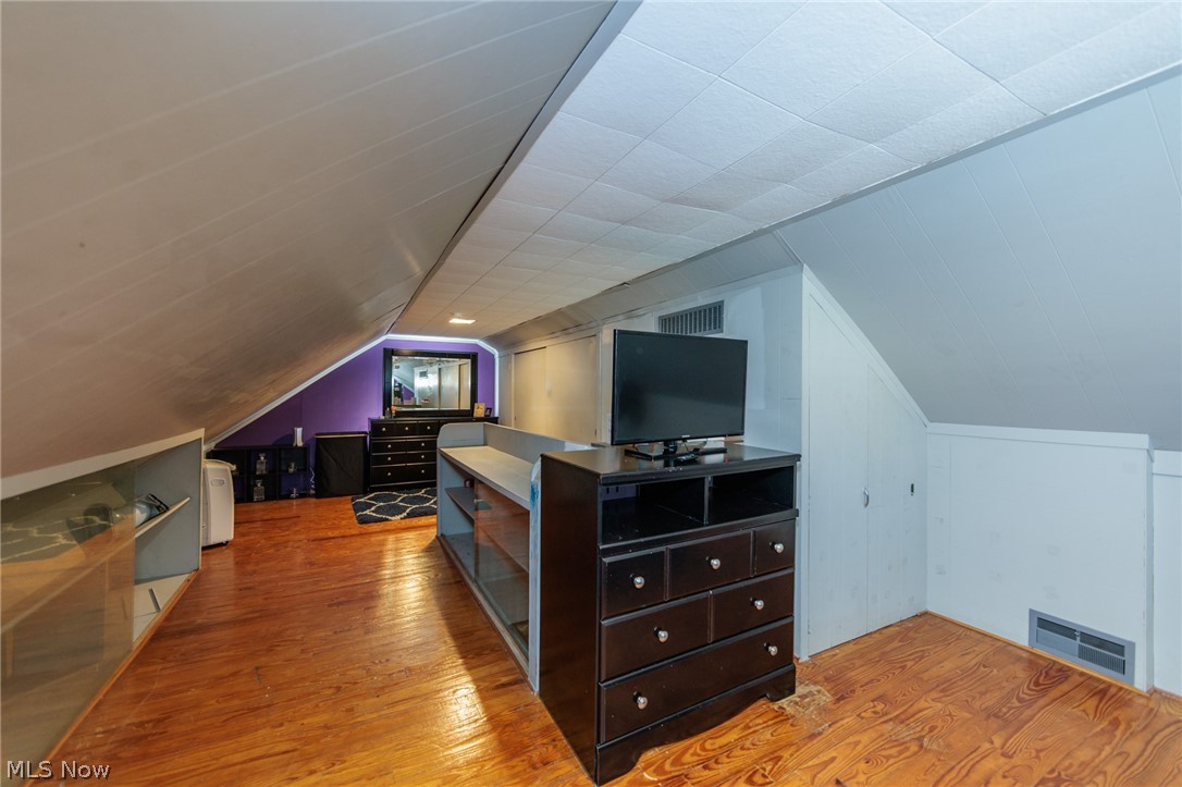 838 Warwick Drive Sheffield Lake OH 44054