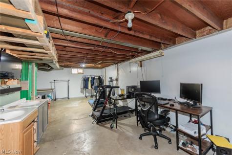 838 Warwick Drive Sheffield Lake OH 44054