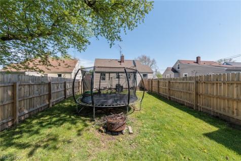 838 Warwick Drive Sheffield Lake OH 44054