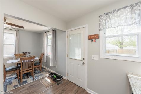 838 Warwick Drive Sheffield Lake OH 44054