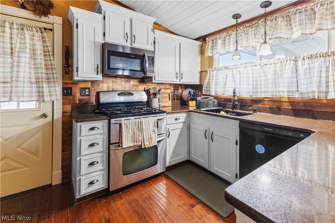 902 Township Road 378 Steubenville OH 43952