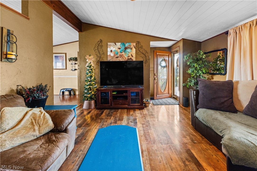 902 Township Road 378 Steubenville OH 43952