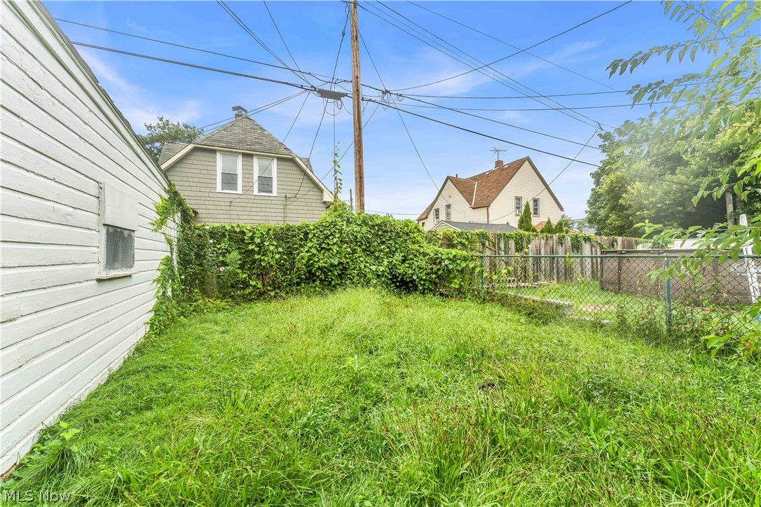 1012 E 72nd Street Cleveland OH 44103