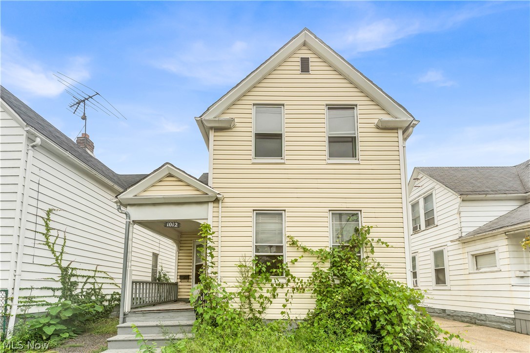 1012 E 72nd Street Cleveland OH 44103