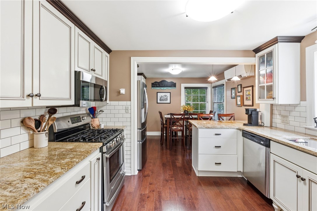 220 N Hambden Street Chardon OH 44024