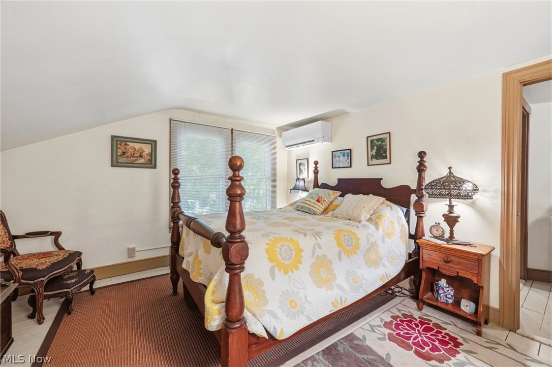 220 N Hambden Street Chardon OH 44024