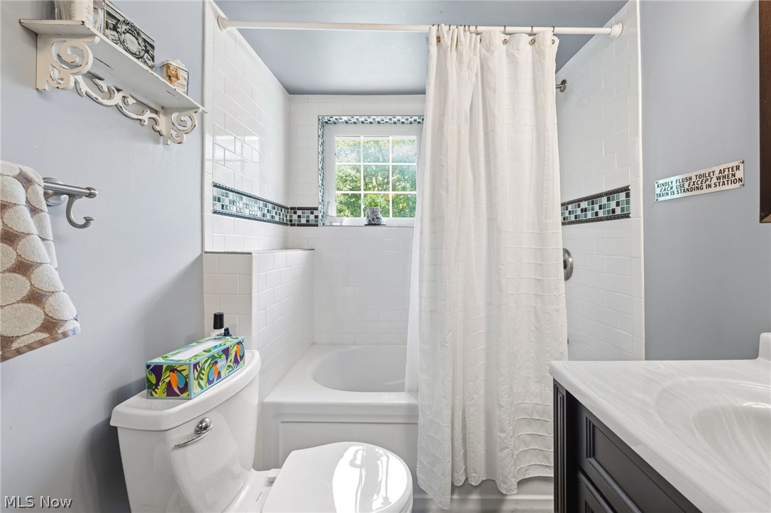 220 N Hambden Street Chardon OH 44024