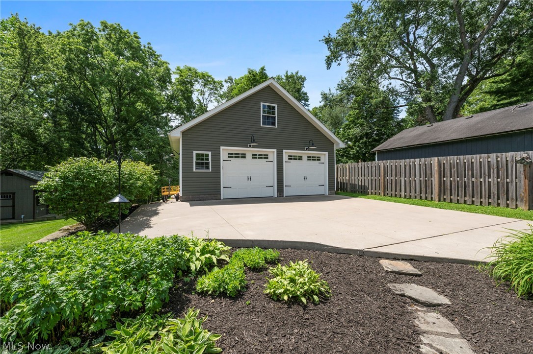 220 N Hambden Street Chardon OH 44024