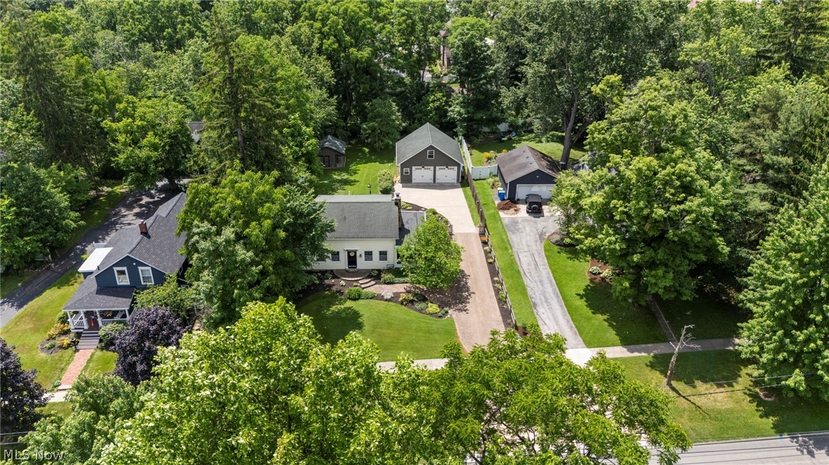 220 N Hambden Street Chardon OH 44024