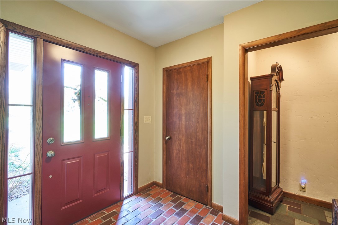 3288 Spring Valley Road Akron OH 44333