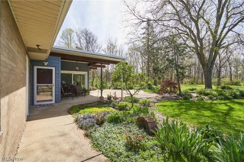 3288 Spring Valley Road Akron OH 44333