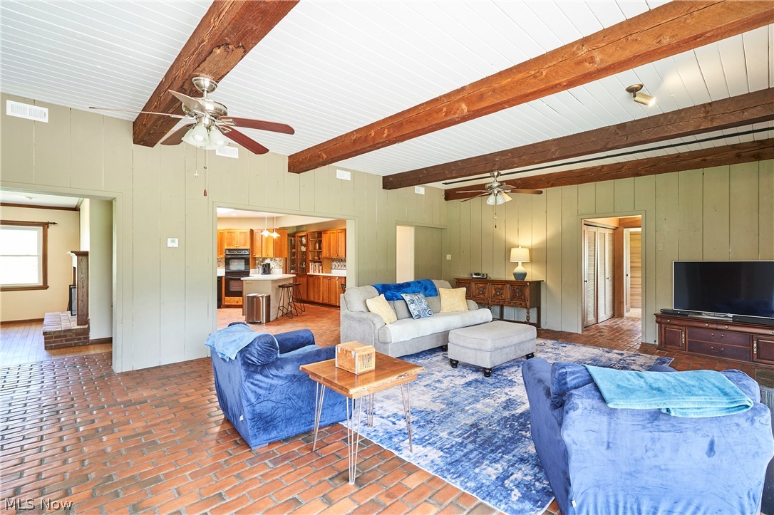 3288 Spring Valley Road Akron OH 44333