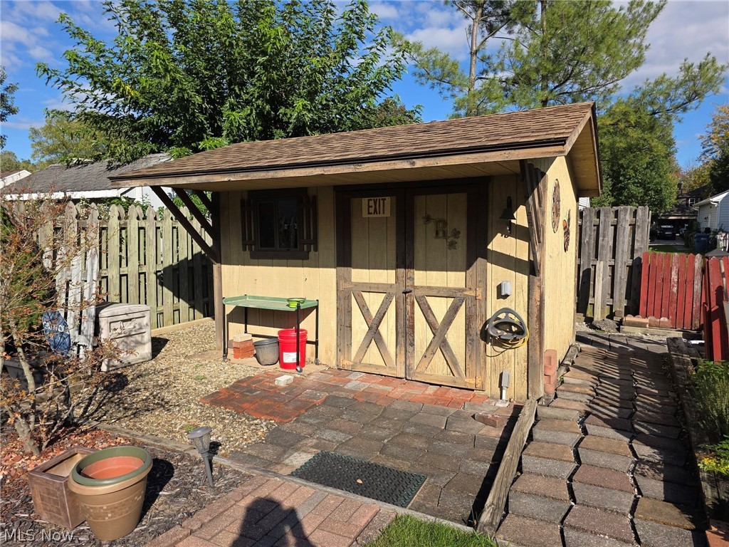 9771 Tannery Way Olmsted Falls OH 44138