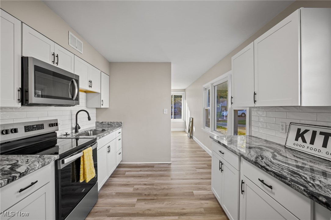 355 Lockwood Street Akron OH 44314