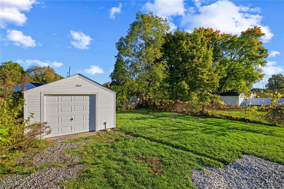 355 Lockwood Street Akron OH 44314