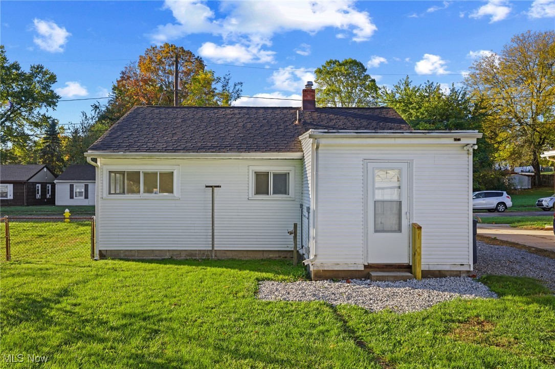 355 Lockwood Street Akron OH 44314